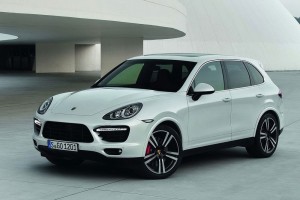 2013-porsche-cayenne-turbo-s-3