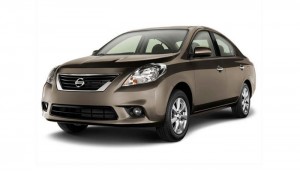 Nissan-Versa-2013-